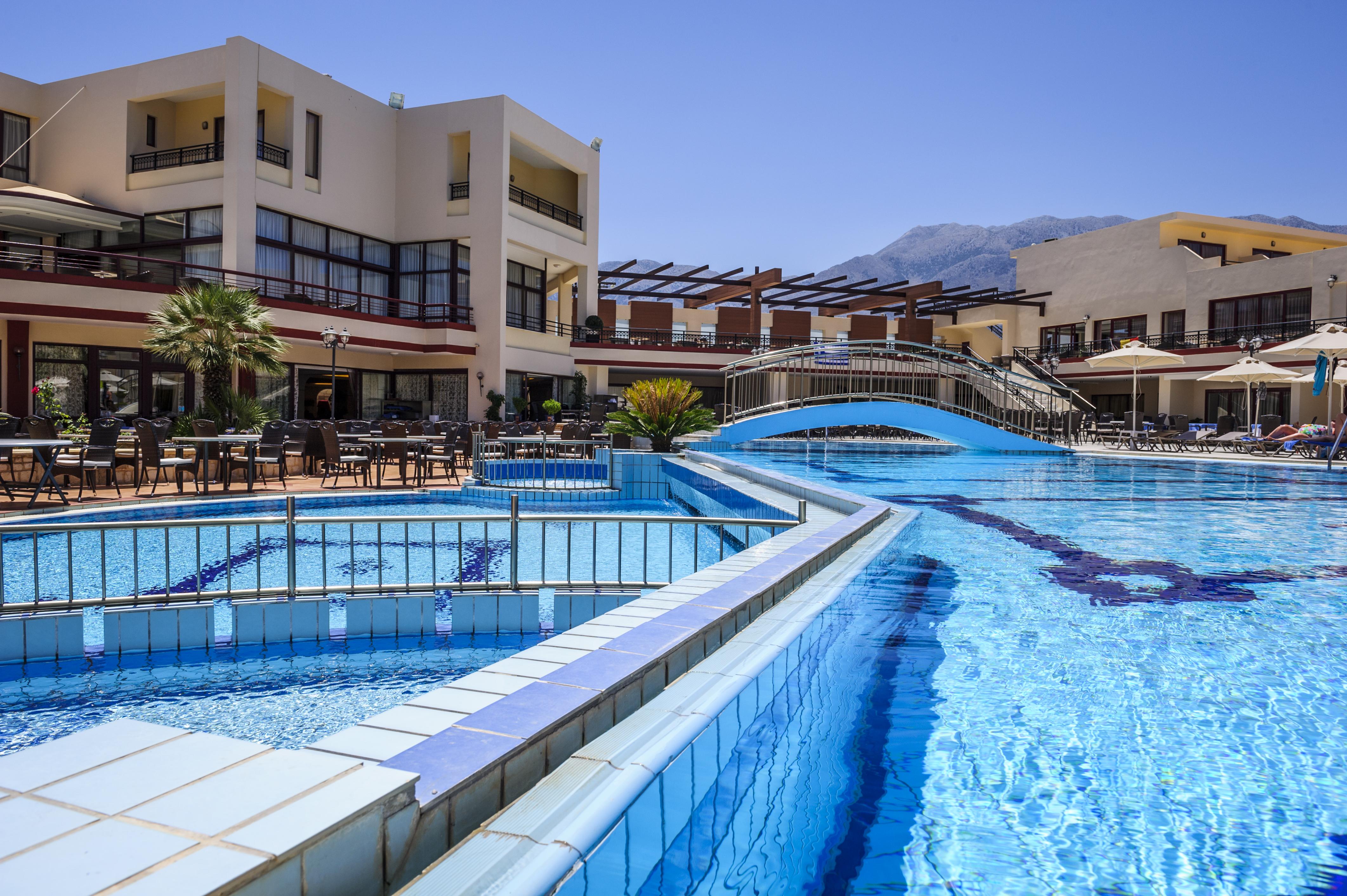 Vantaris Palace Paralia Kourna Exterior photo