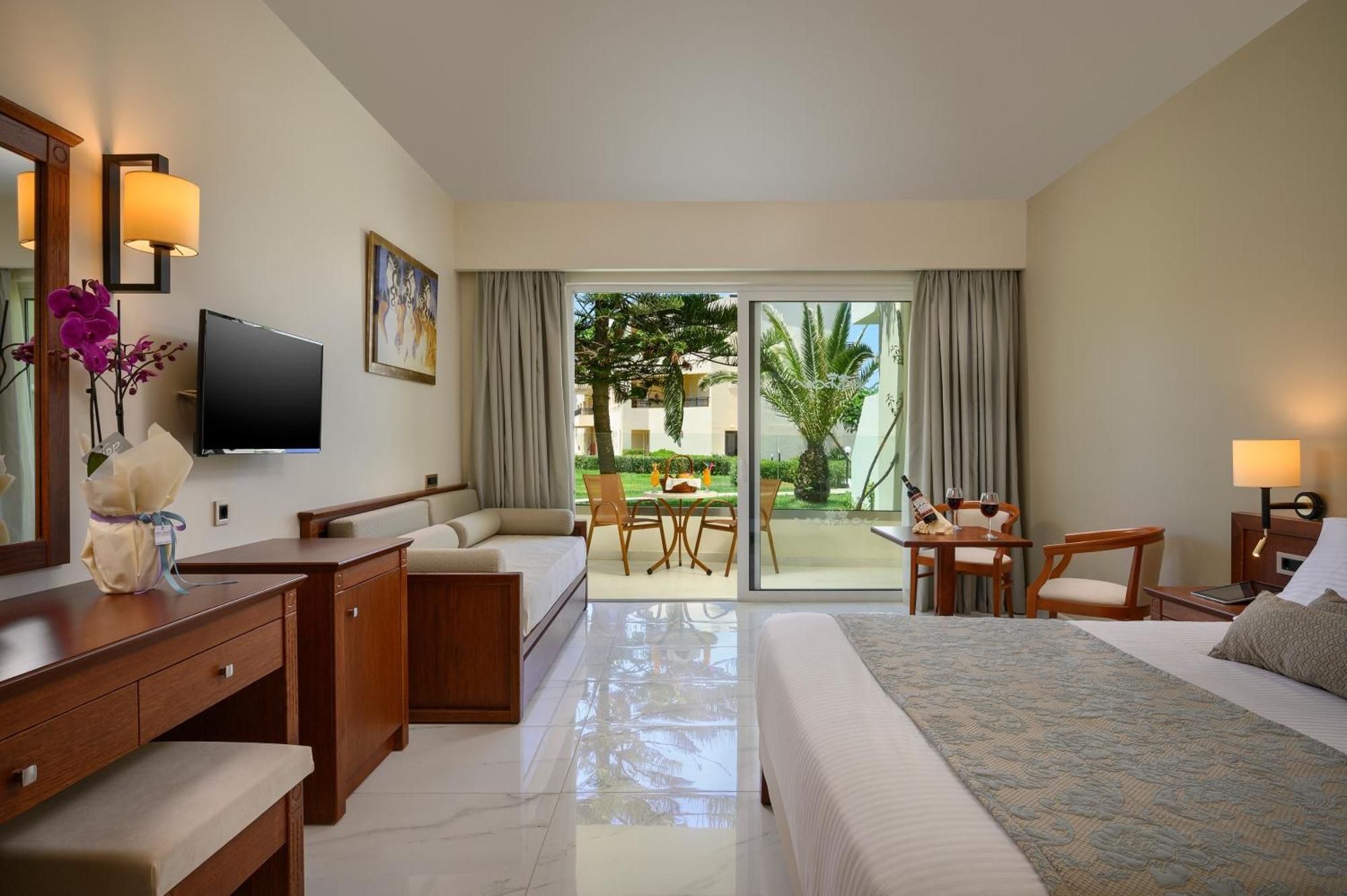 Vantaris Palace Paralia Kourna Exterior photo
